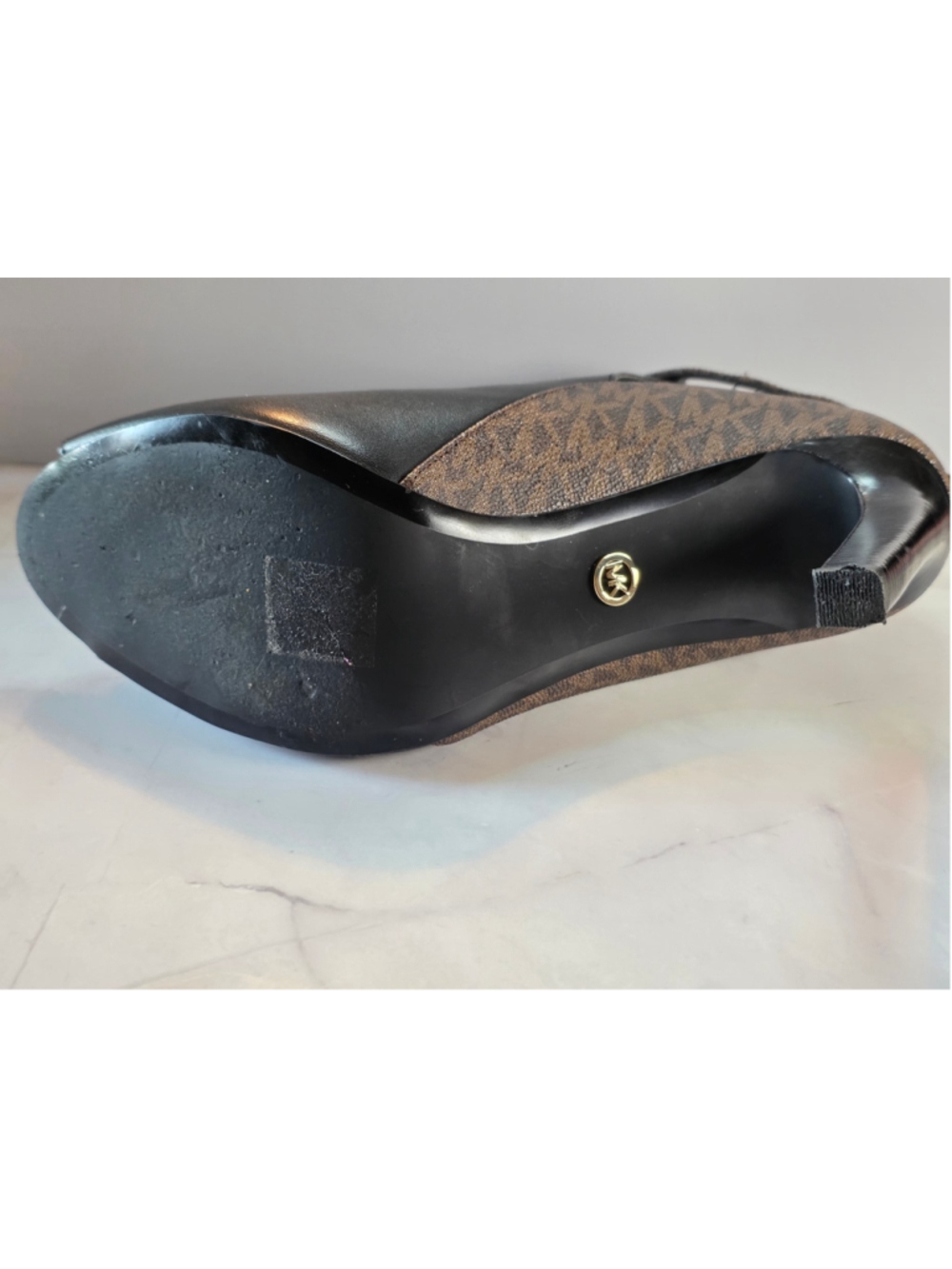 Michael Kors Lawson Logo Peep Toe Heels Women’s Size 11 - Picture 7 of 11